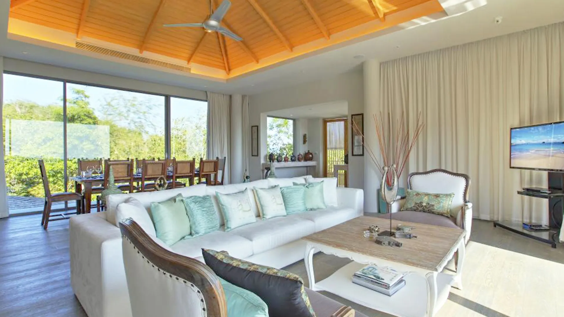 Seventh Villa Phuket 0*,